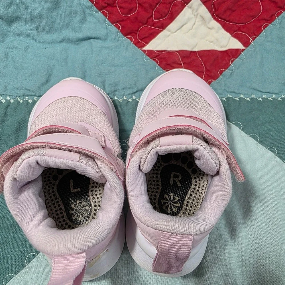 Nike star runner